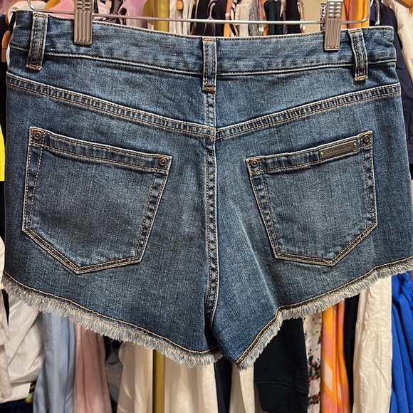 🆕 BCBG MAXAZRIA shorts - Picture 7 of 8